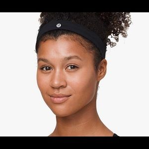 🍋 Black Lululemon Athletica headband